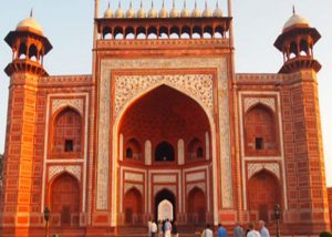 Famous Places to Visit in Agra Fatehpur Sikri