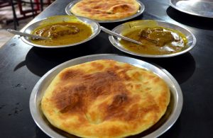 Kulcha and Nihari Non Veg Street Food in Lucknow